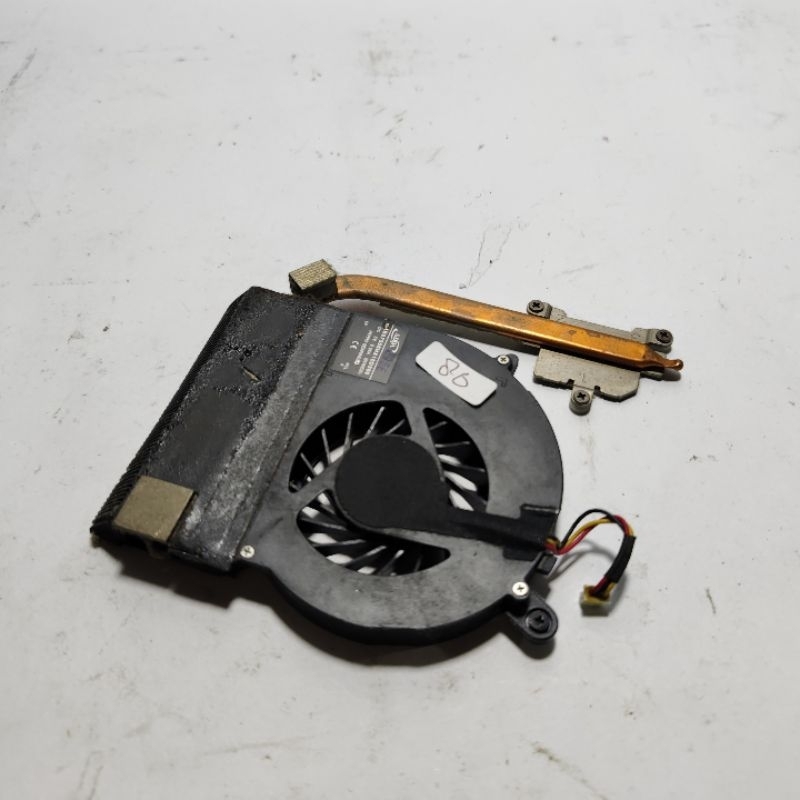 Heatsink Fan Kipas Pendingin Laptop Acer E1 421 431 471 E1-421 E1-431 E1-471 V3-471