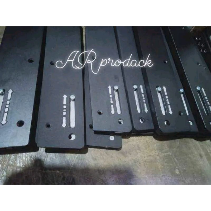 line array castom/ breket box line array / gantungan box sound system 10 inc depan saja
