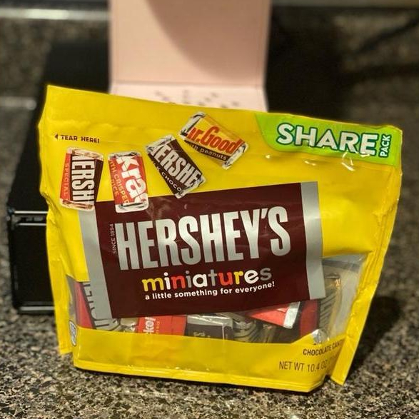 

Cokelat SNACK IMPORT READYSTOCK Hershey Miniatures Share Pack 294g Siap Kirim Jastip Malaysia Singapore Oleh-Oleh Malaysia Kuala Lumpur Singapore