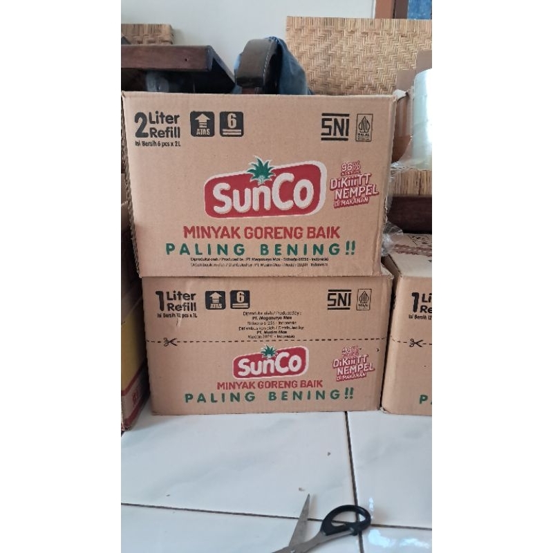 

Minyak goreng sunco 1 liter 1 karton ( 12 pcs )
