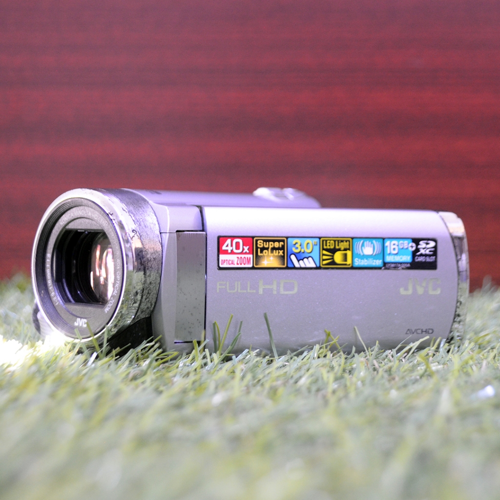 VIDEO CAMERA JVC HANDYCAM EVERIO