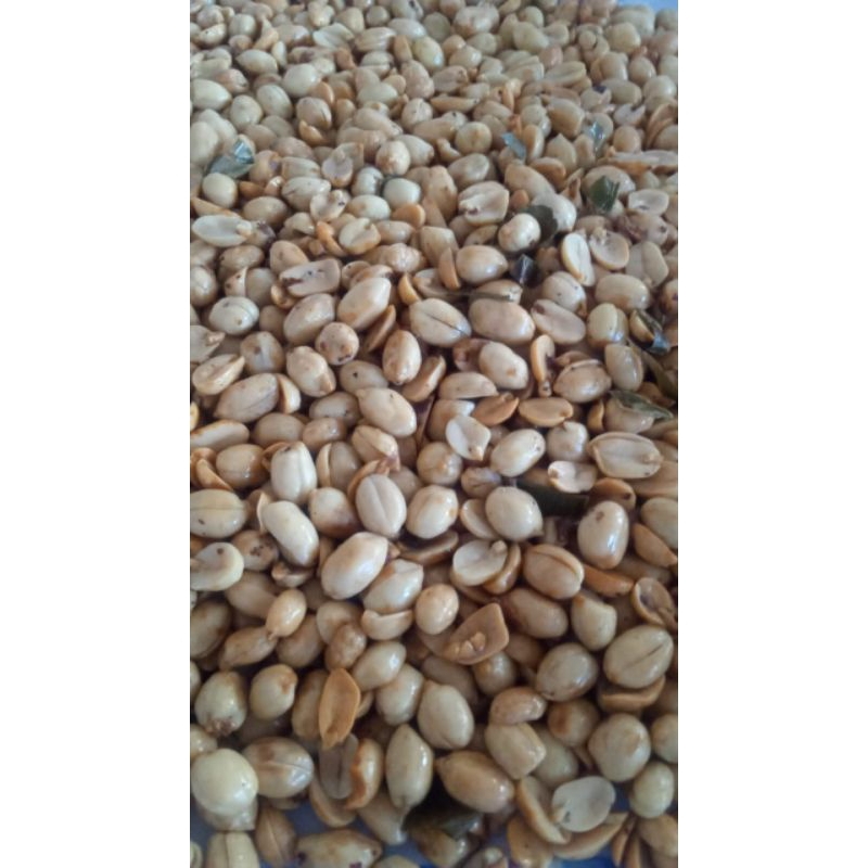 

kacang bawang daun jeruk 500g