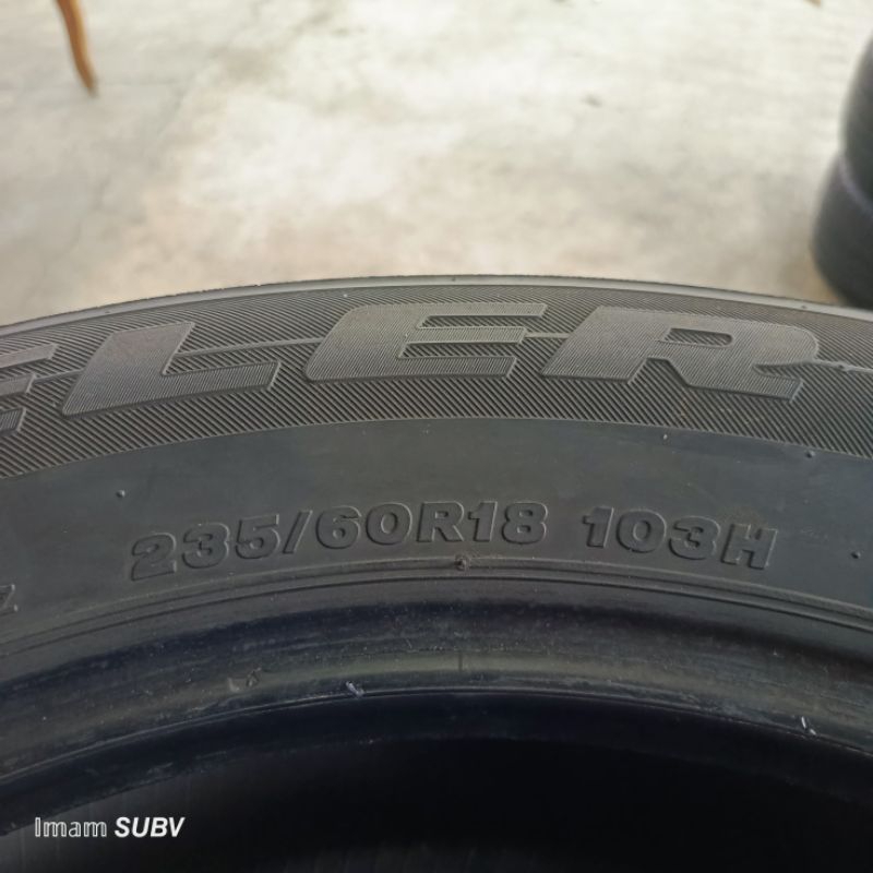 Ban 236/60R18 Bridgestone Dueler HL