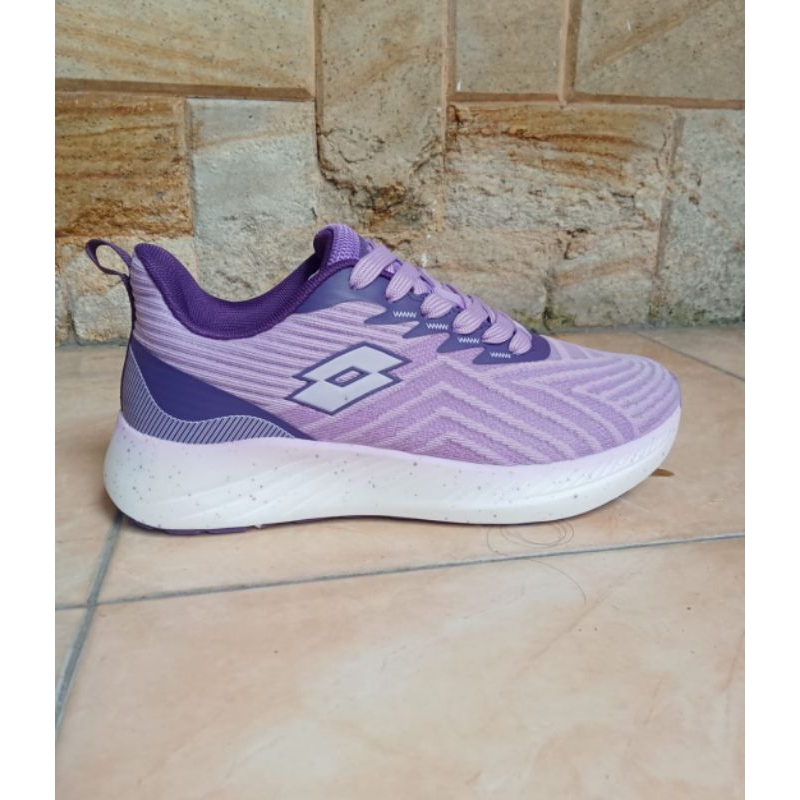 Sepatu Olahraga Lotto Ungu Wanita