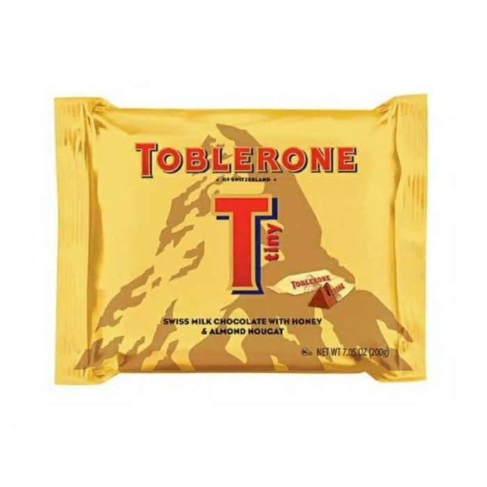 

Cokelat NEW PACK TOBLERONE [READYSTOCK EXP 10/25] INSTAN SAMEDAY JABODETABEK |Toblerone Mini Swiss White Chocolate Bar - Honey & Almond Nougat 200g, AUTHENTIC TOBLERONE MINIS TINY Made in Switzerland 200 gr, TOBLERONE Tone Gold Mini Bag 200g | Gift Pack