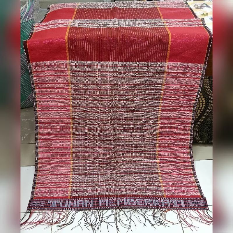 Ulos Ragihotang  sirara, Ulos pamarai, ulos simanggokkon, Ulos panoropi