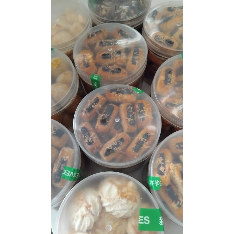 

Check Out Kue Kering Sarah