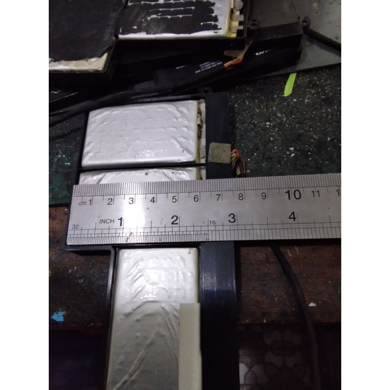 baterai polimer bekas laptop perlembar