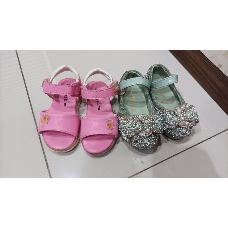 Paket isi 2 [Sepatu Pesta dan Sepatu Santai Usia 1-2th] (Second Good Condition)