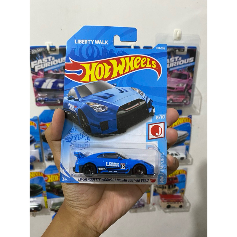 Hotwheels “Nissan R35 LBWK”