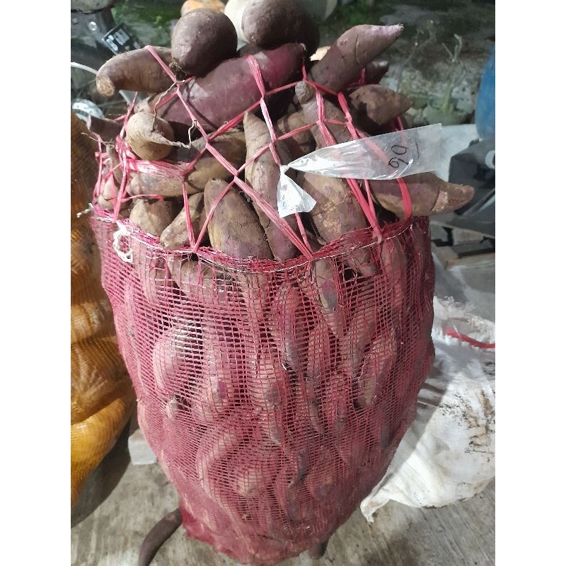 

Ubi Ungu (Goguma) 1 kg kisaran 2.2 - 3,5 kg