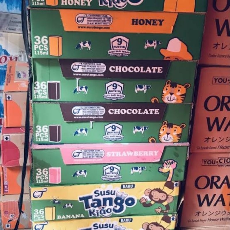 

SUSU UHT TANGO COKELAT | STRAWBERY | BANANA | HONEY | FULL CREAM NETTO 36 PCS X 115 ML
