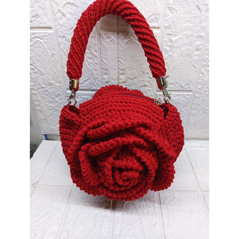 Tas Bunga Mawar Rajut