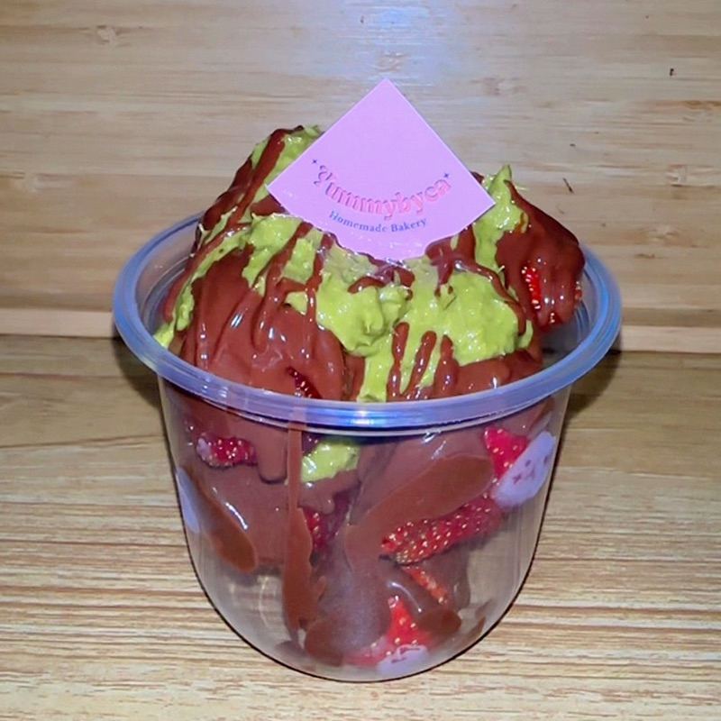 

Dubai Chocolate | Dubai Chocolate Strawberry | Strawberry Pistachio Kunafa