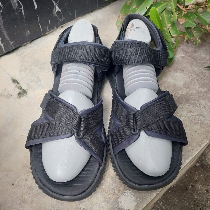 sandal gunung second merk skechers size 46(30cm)