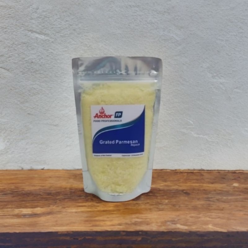 

GRA Keju Anchor Parmesan Repack 100g Gurih Dan Sedikit Asin