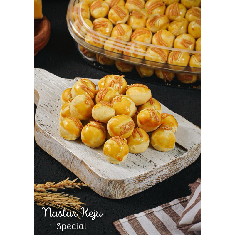 

KUE LEBARAN NASTAR