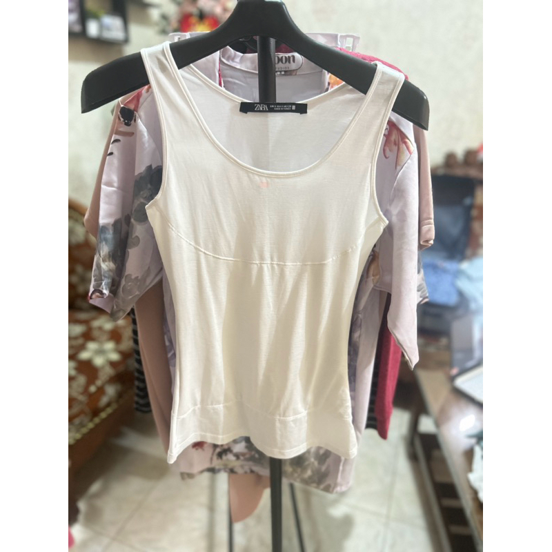 Tanktop Brand Zara