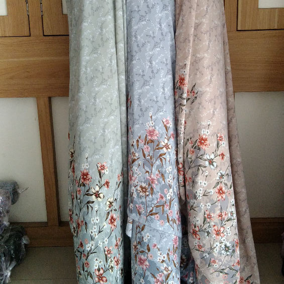 Kain Crinkle Motif Bunga Pinggiran