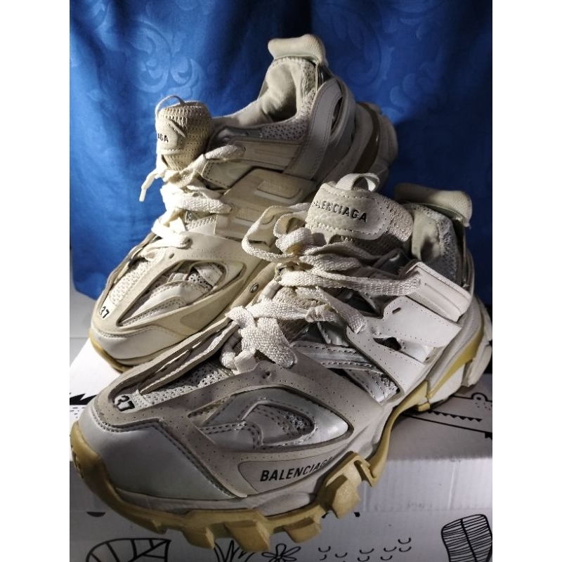 Balenciaga Track