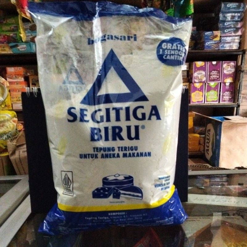

TEUNG SEGITIGA BIRU 1 KG (ISI 1PCS)