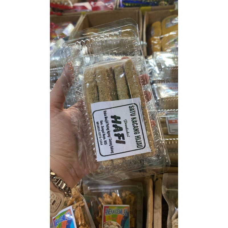 

Satu Kacang Hijau
