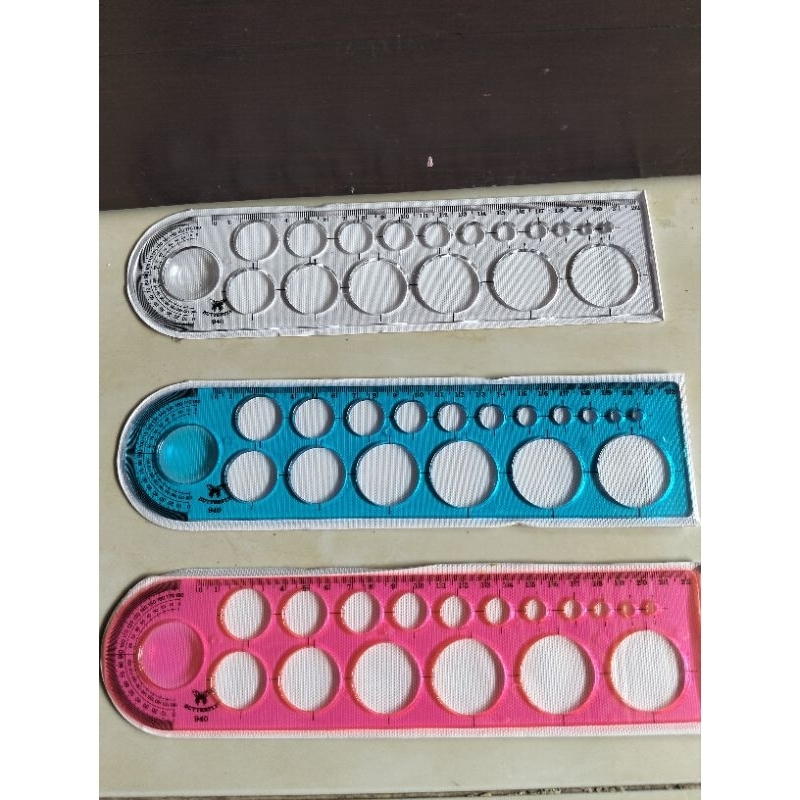 

Penggaris Mal Cetakan Bulat 22cm