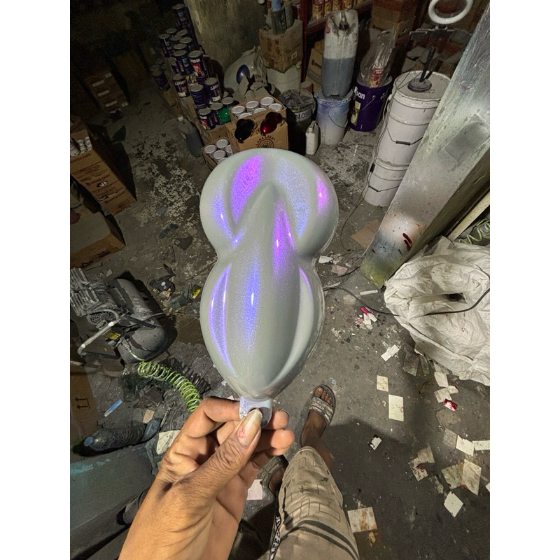 cat dasar nardo grey +special effect blue&violet PU