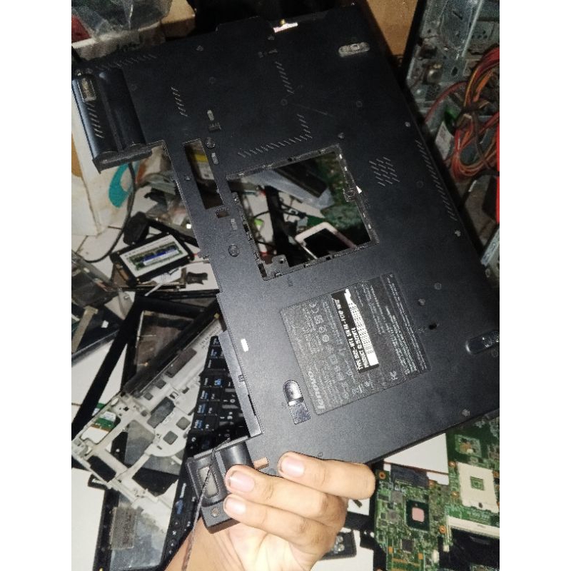 casing housing bawah Lenovo t410 ori