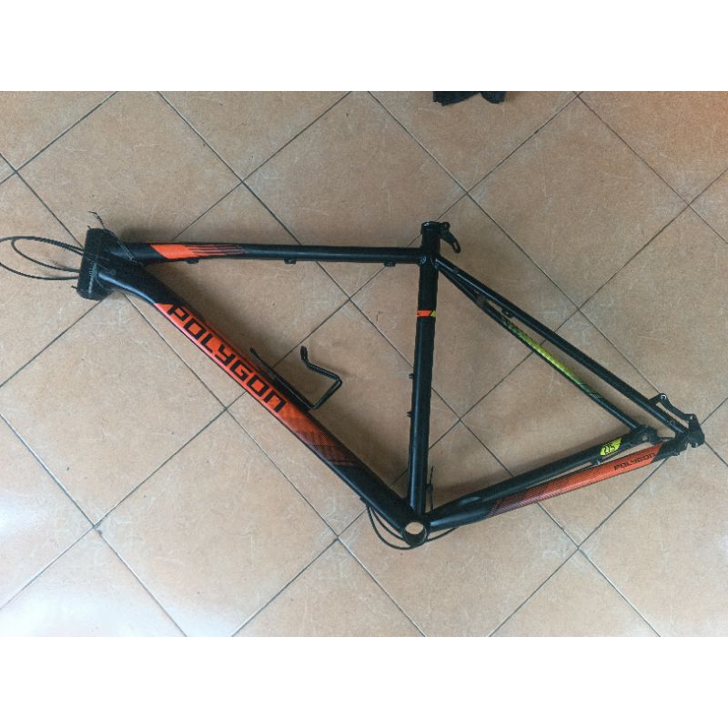 frame Polygon primer 5 size27.5