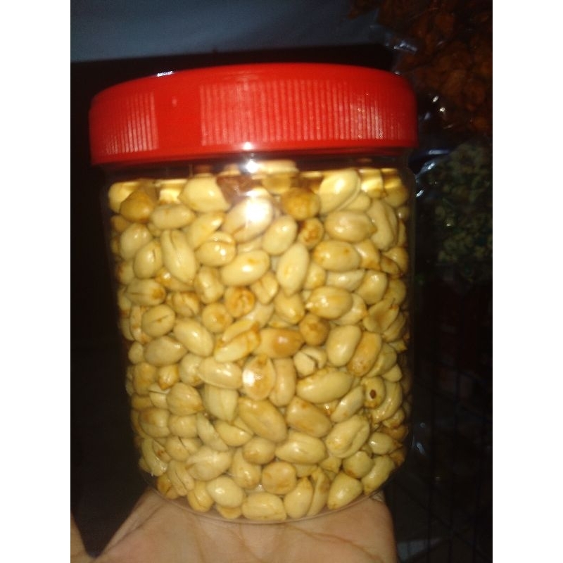 

Kacang goreng Mama Elis