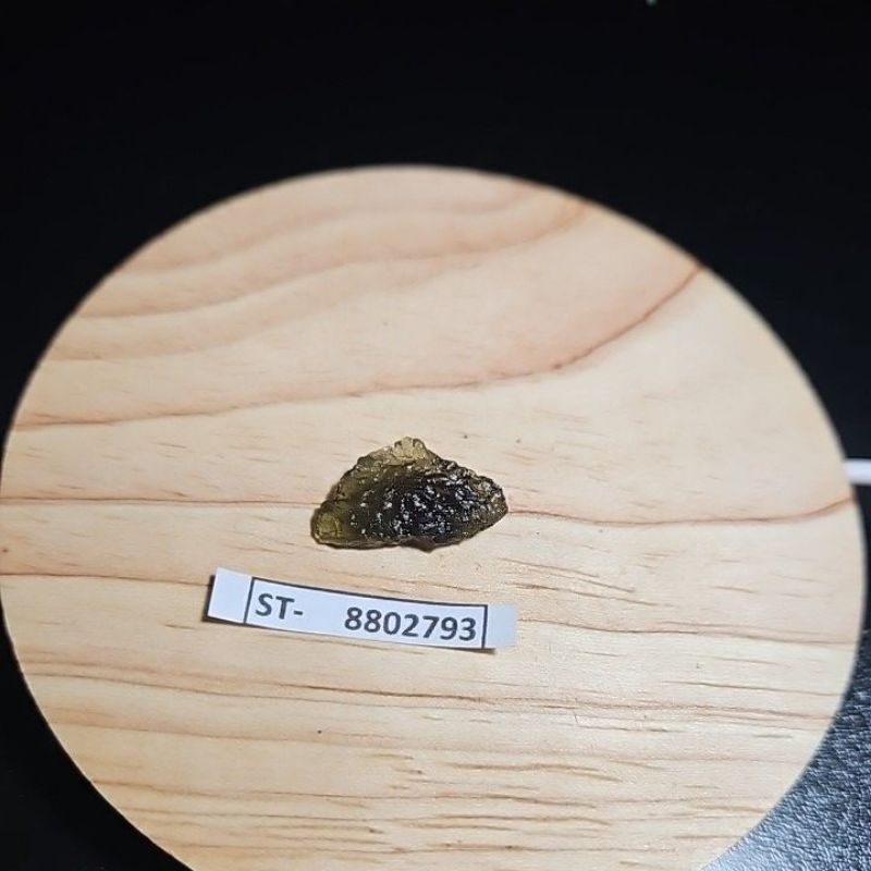 MOLDAVITE ROUGH BATU ASLI CEKO