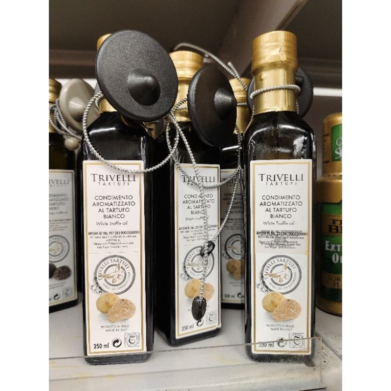 

trivelli tartufi 250ml white truffle oil