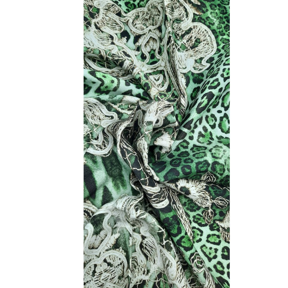 Linen Motif Fancy Leopard Hijau Bunga Putih Kain (1M)