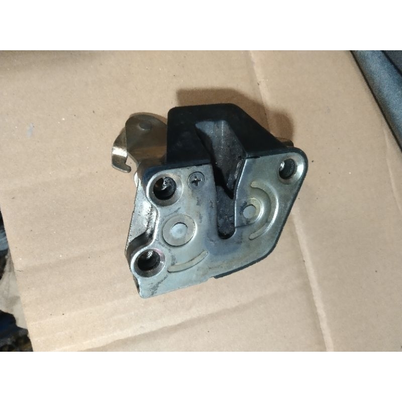 door lock pintu bagasi Suzuki Escudo Sidekick Vitara