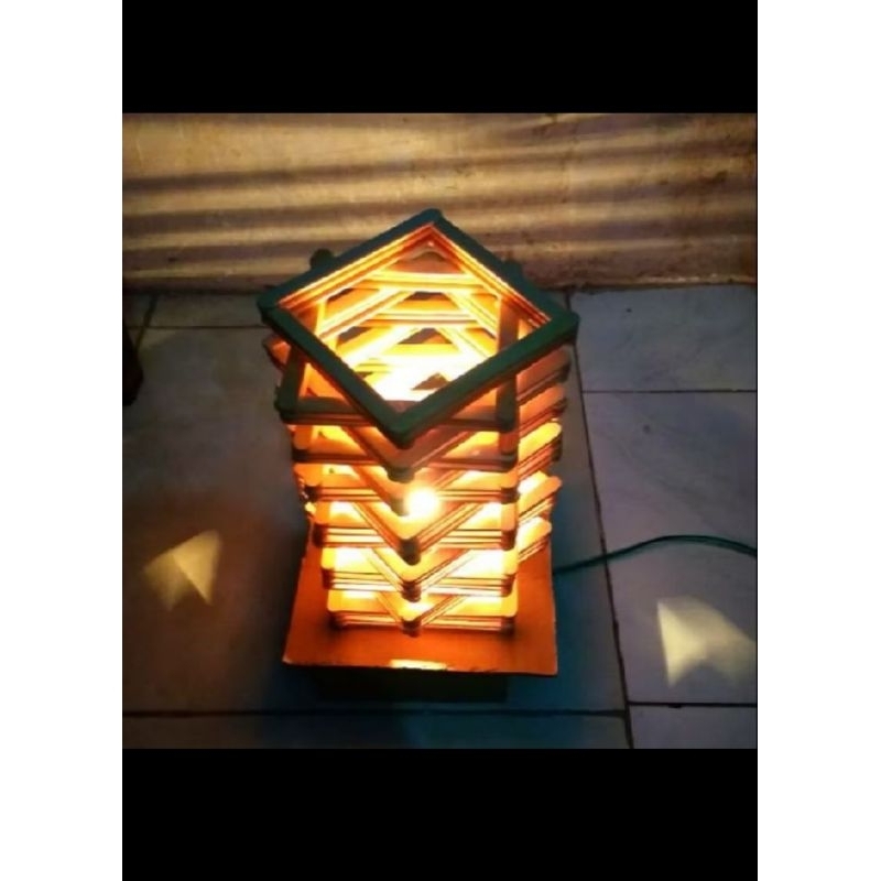 Kerajinan lampu tidur unik dari stik es krim