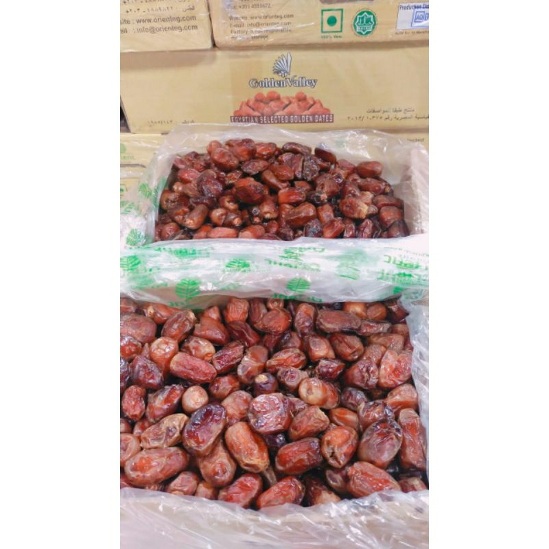 

1kg kurma golden valley