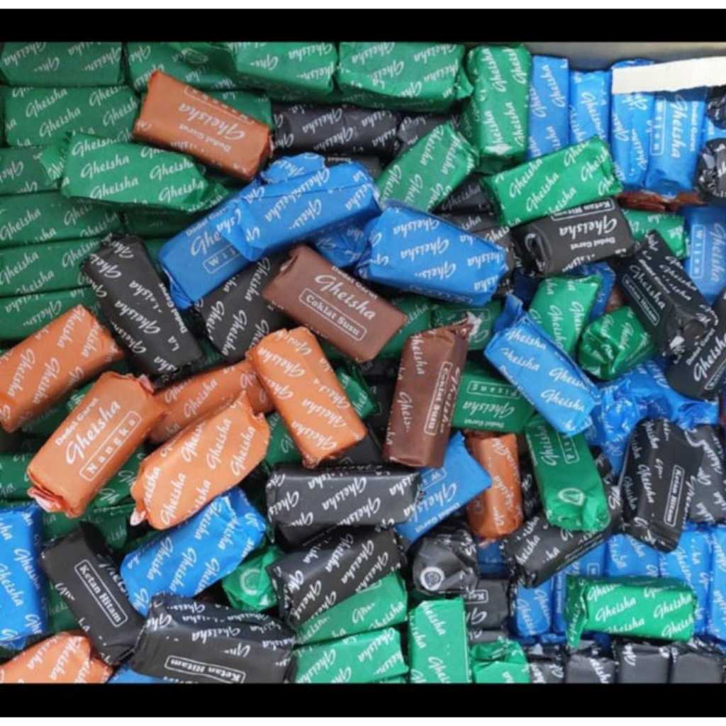 

ANEKA DODOL GARUT MIX PER 1 KG