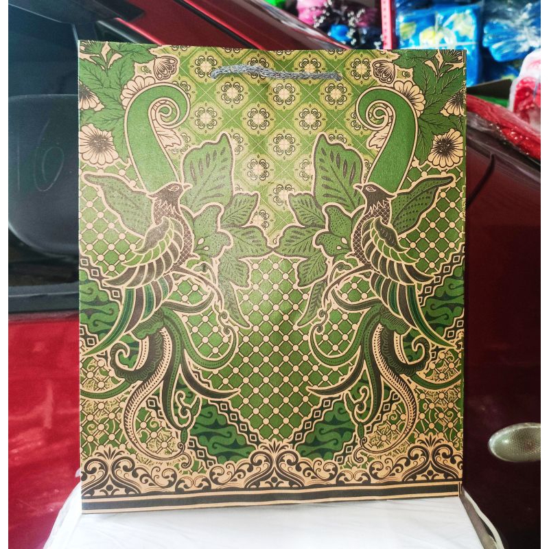 

(1 Lusin) | Paperbag Batik 25.5x8x31