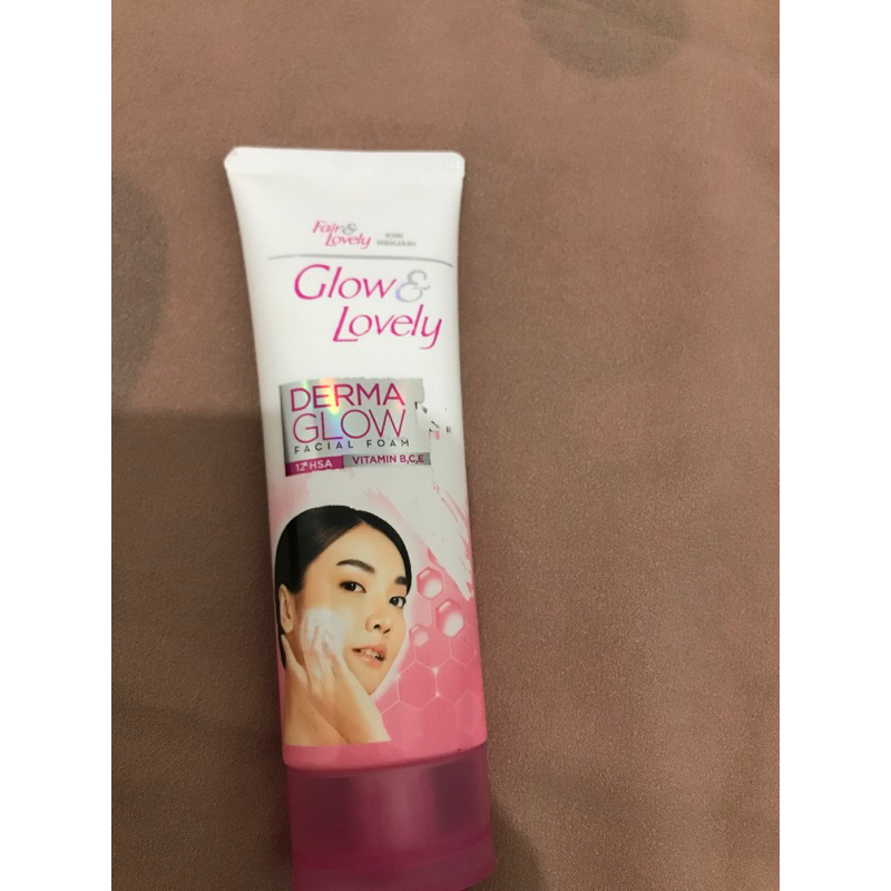 GLOW & LOVELY FACIAL FOAM / WAJAH BERSIH CERAH ,GLOWING SEKETIKA