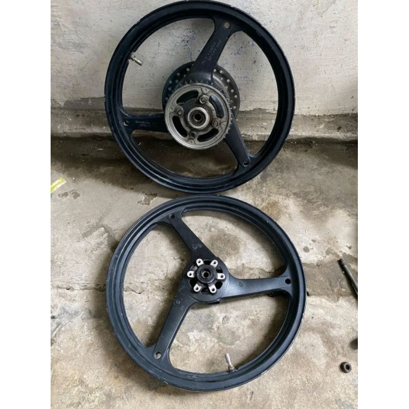 VELG TIGER REVO ORIGINAL CW SET DEPAN BELAKANG