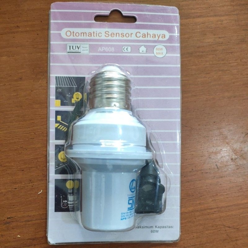 fitting sensor cahaya / otomatis sensor cahaya