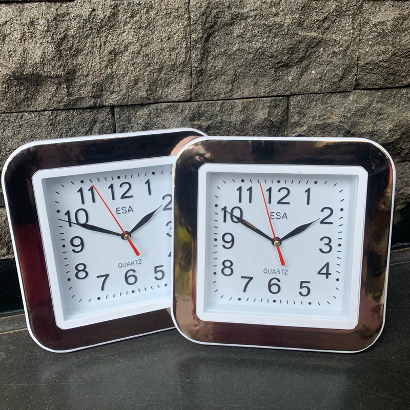 jam dinding 242/jam dinding kotak/jam dinding simple