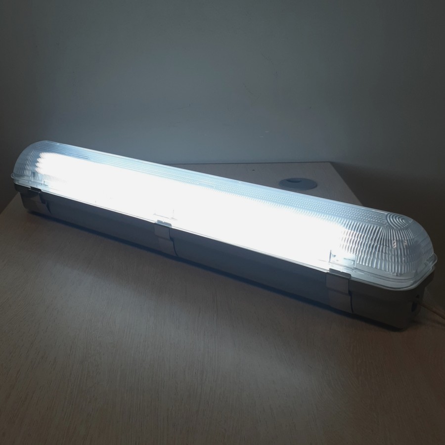 Lampu Emergency Waterproof 1 x 18W / 36W 220V 50HZ IP65