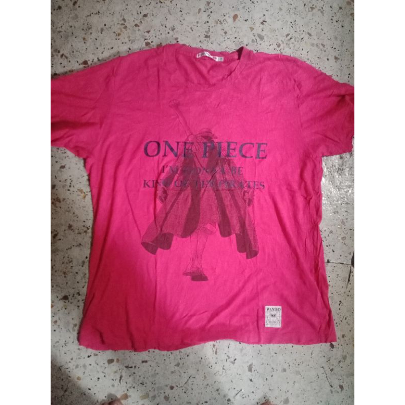 kaos uniqlo anime one piece