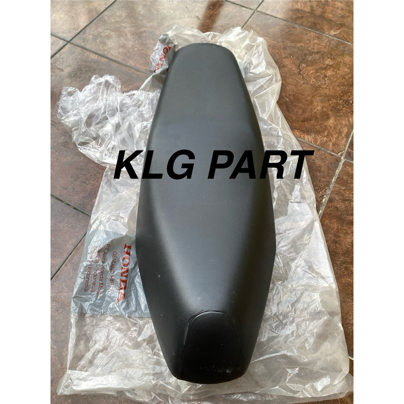 Jok Sadel Seat Comp Honda Beat Karbu KVY Original AHM