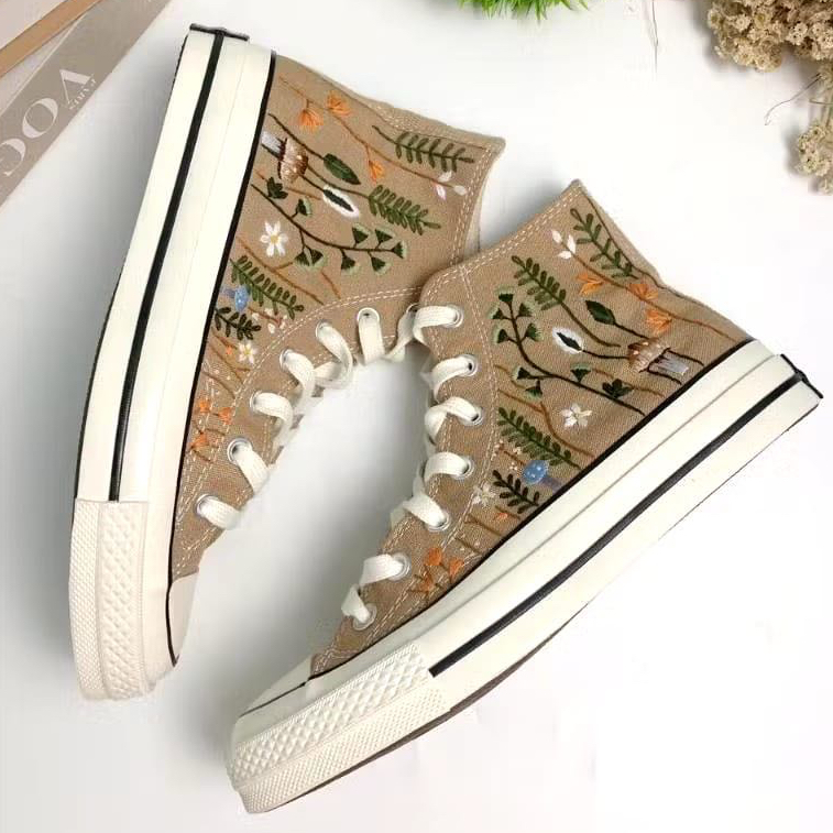 ARAWINDA HIGH SHOES EMBROIDERY-SEPATU ORIGINAL CONVERSE & SEPATU SNEAKERS KANVAS