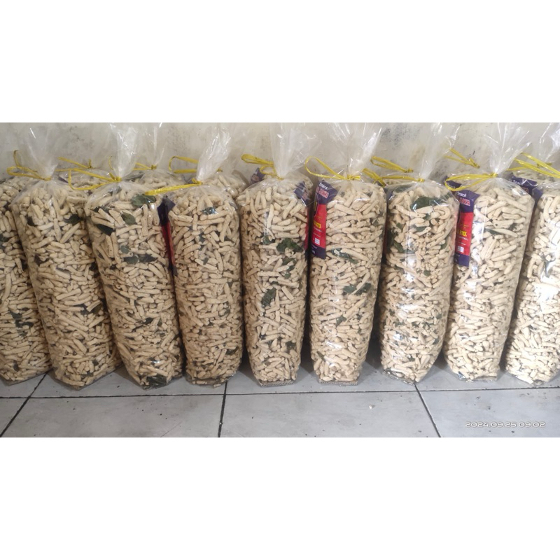 

basreng pedas ori daun jeruk