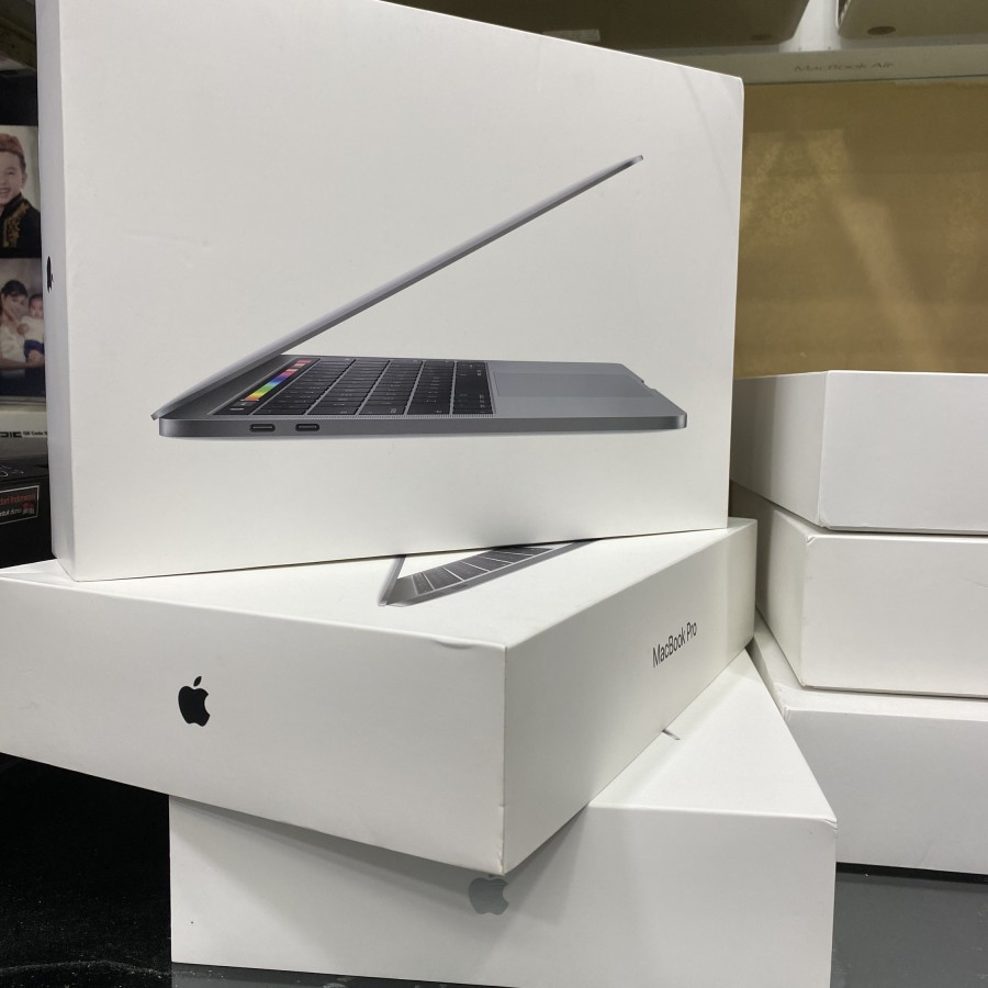 

Box | Kardus Macbook Pro 13-inch Touch Bar 2016 - 2020