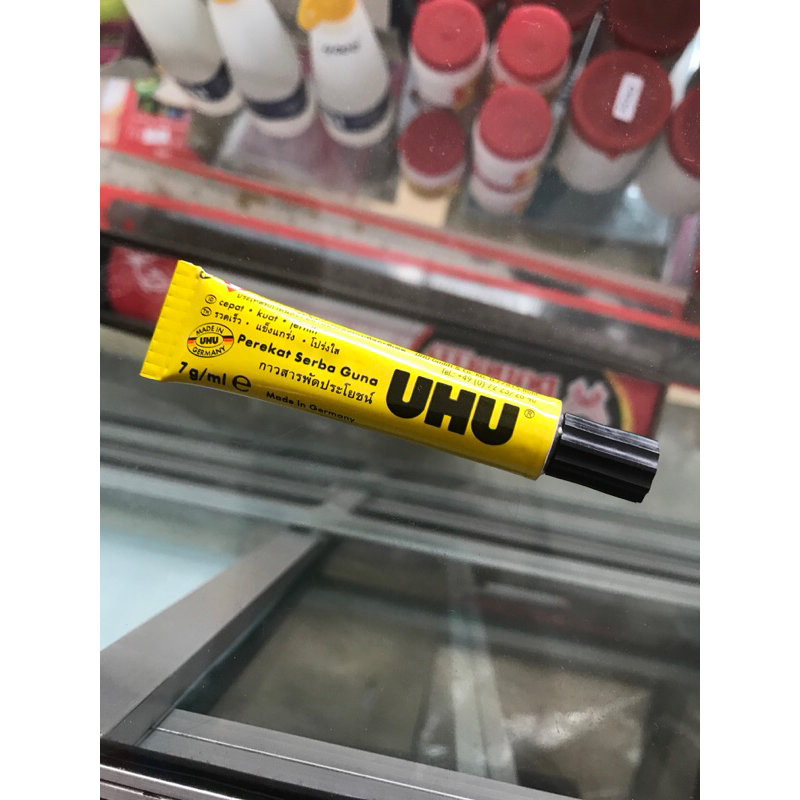 

Lem UHU